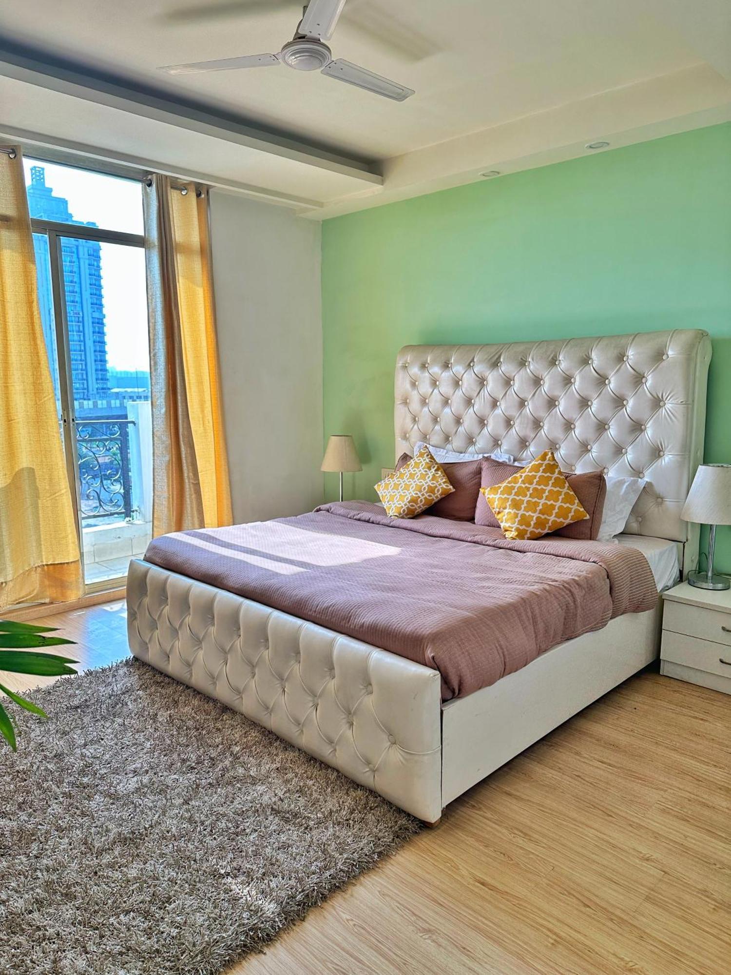 Flamingo Hotel Sector 67 I Studio Rooms I Gurgaon Buitenkant foto